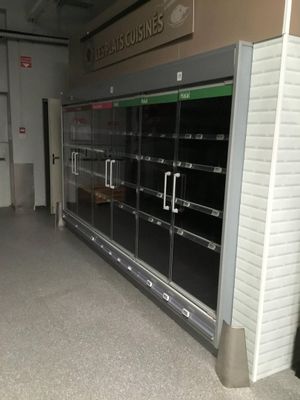 Ensemble de vitrines réfrigérées ouvrant à 6 portes vitrées …