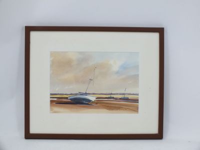 une image d'un tableau représentant un bateau sur la plage