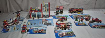 a lot of legos that are on a table