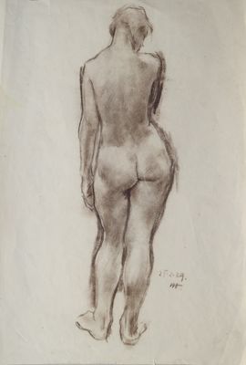 une image représentant le dessin d'une femme nue debout devant un fond blanc