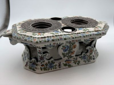 MOUSTIER dans le goût de encrier octogonal en faïence stanni…