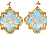 paire de plaques murales dorées et bleues représentant la Cène de Jésus