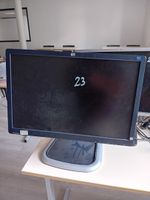 4 écrans HP (3 cordons d'alimentations manquants) (photo 2)