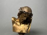 bronze bust of jesus with crown of thorns on his head