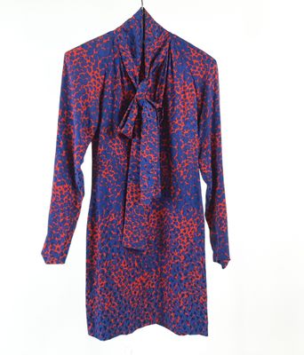 YVES SAINT LAURENT Rive gauche.