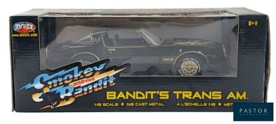 the box is black and has a black car in it