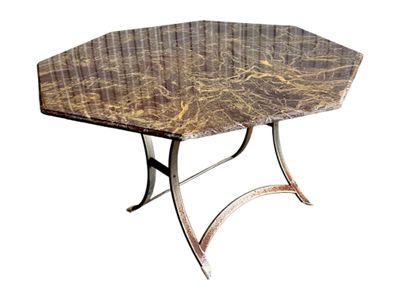 ROCHE BOBOIS Table de salle à manger de forme octogonale, le…