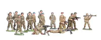 Quiralu. 1945-60. Infanterie et casque bleus.