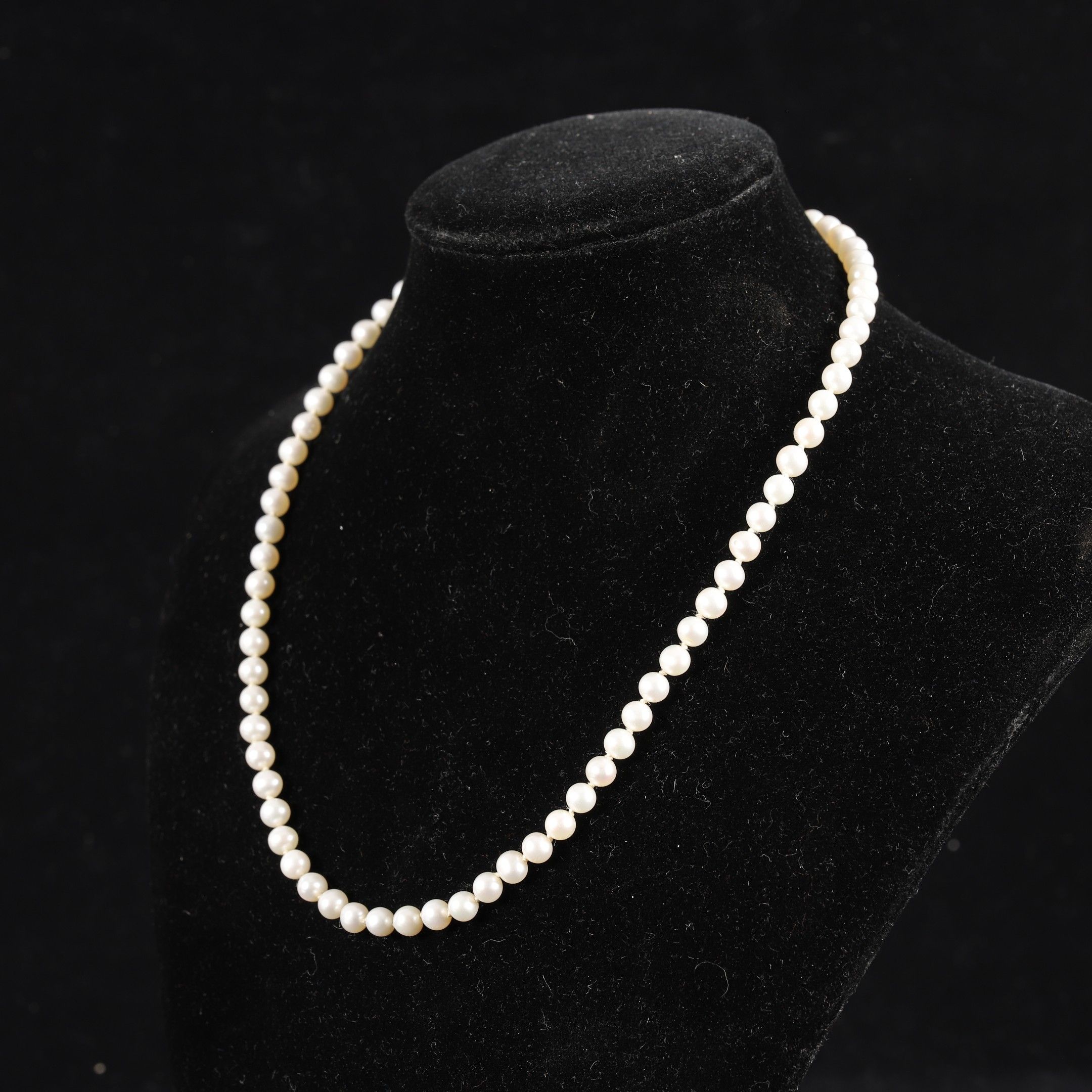 Bijoux & Pierres Précieuses