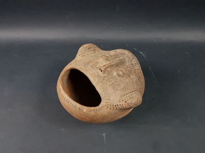 Pot céphalomorphe - Style Igbo-Izzi, Nigeria - 14 x 20 x 20 …