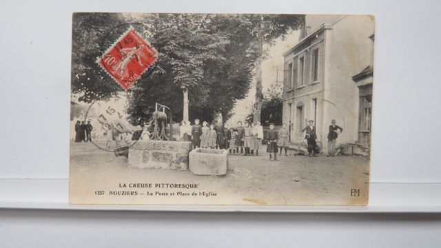 Nouziers La Poste et Place de l’Église. B.E.