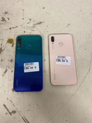 l'arrière et le côté d'un téléphone rose et d'un autre bleu, placés l'un à côté de l'autre
