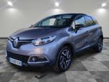 le nouveau renault c - cross suv est garé dans un showroom