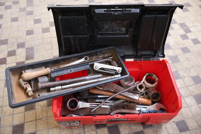 Caisse à outils garnies