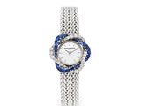 une montre pour femme en diamants et saphirs
