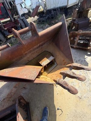 godet 2M40 x 0.5m vendu en ht lors de la vente, vendu sur de…