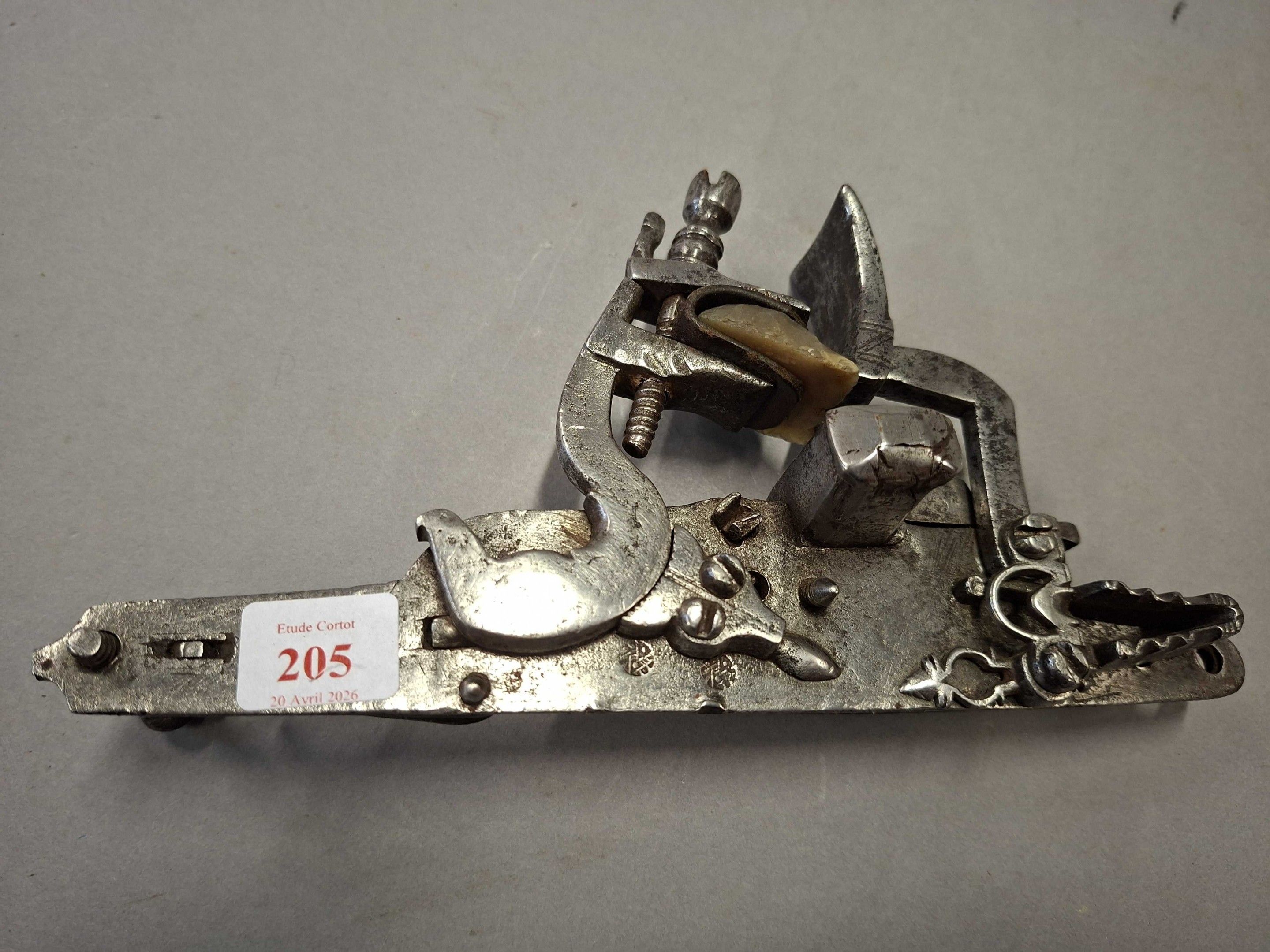 Objets d'art & Curiosités