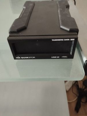 Un disque dur externe/ lecteur enregistreur RDX QUICKSTOR US…