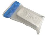 une image représentant un tube de dentifrice sur fond blanc