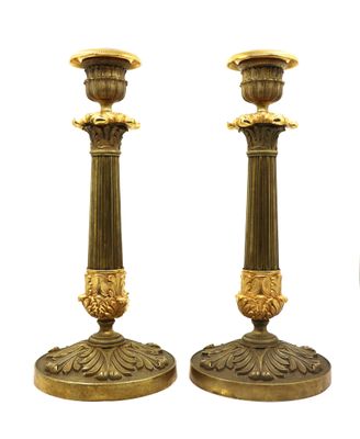 paire de chandeliers anciens en laiton