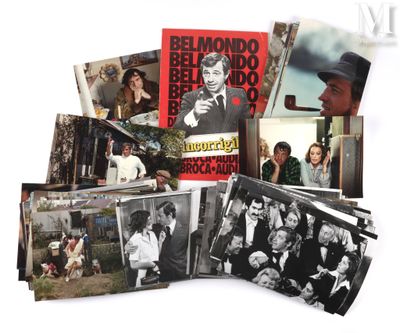 un assortiment de photos en noir et blanc d'hommes et de femmes sur fond blanc