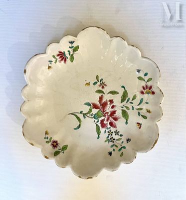 STRASBOURG, XVIII ème siècle, dans le goût d'HANNONG