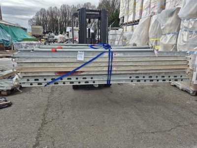 Lot comprenant 14 plateaux d'échafaudage differntes modéles …