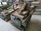 a machine that is sitting in the middle of a room