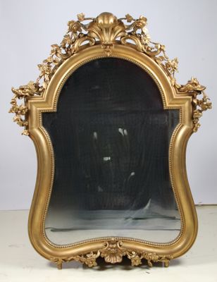 a mirror that is sitting on a table