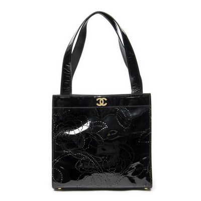 sac cabas Chanel en cuir verni noir