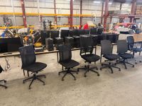 17 CHAISES DE BUREAU SUR ROULETTES (DIVERS MODÈLES), Heure d… (photo 3)