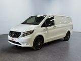 fourgon Mercedes Classe V blanc avec jantes noires