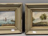 une paire de peintures à l'huile représentant des bateaux sur une rivière, avec un village en arrière-plan