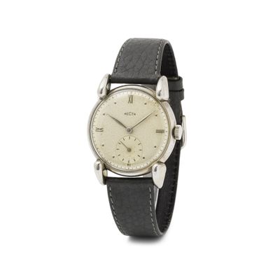 une image de montre sur fond blanc