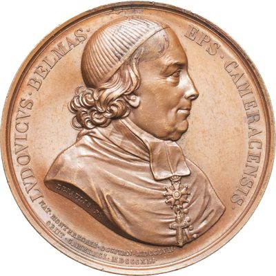 une image représentant une médaille de bronze sur laquelle figure un homme coiffé d'un chapeau