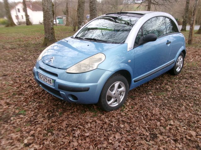 Véhicule particulier CITROEN C3 Pluriel, immatriculée BG-529-HA, ...
