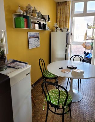 Contenu de la cuisine sans le gros électroménager, dont tabl… - Photo 1