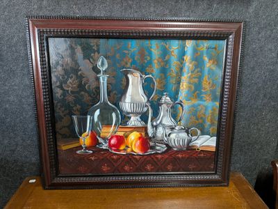 une photo d'un tableau représentant une nature morte avec des fruits et une cruche