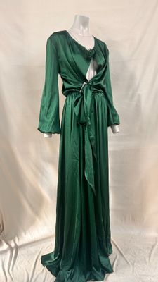 a green dress on a mannequin mannequin mannequin mannequin mannequin mannequin mannequin mannequin mannequin