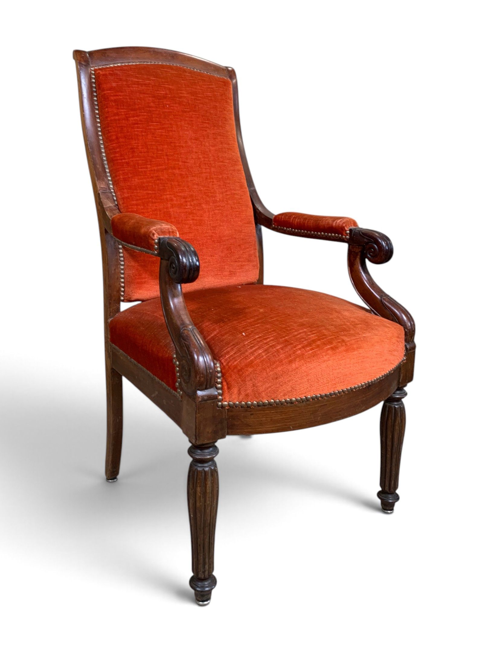 Fauteuil Voltaire en acajou, placage d'acajou, les pieds ant…