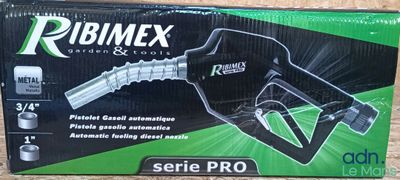 a box of ridimex gas nozzler sitting on top of a table