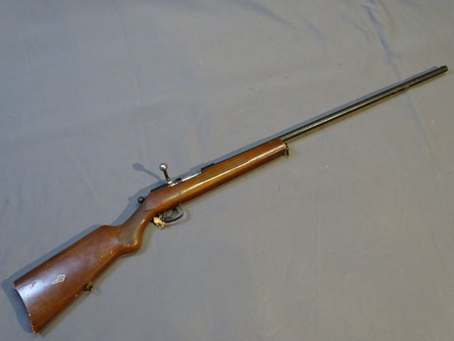 Cat C : N°70235 -Carabine type « Manuarm « Cal 12 mm -Etat moyen-...