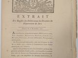 un vieux livre avec une illustration en noir et blanc représentant un homme à cheval