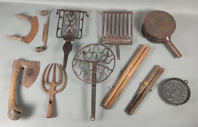 a lot of old tools that are on the table
