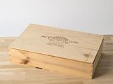 caisse à vin en bois personnalisée avec logo gravé