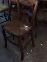 LOT DE CHAISES dont assises paillées et tapisseries. (photo 4)