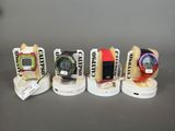 Plusieurs modèles de montres sont alignés les uns à côté des autres