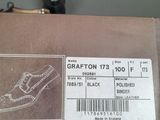 a picture of a shoe that is in a box