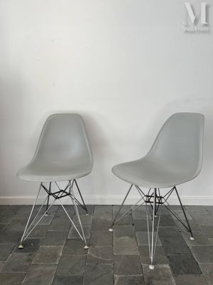 Charles & Ray EAMES Ensemble de 4 chaises modèle DSR