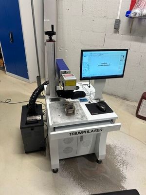 l'image d'une machine installée dans une pièce